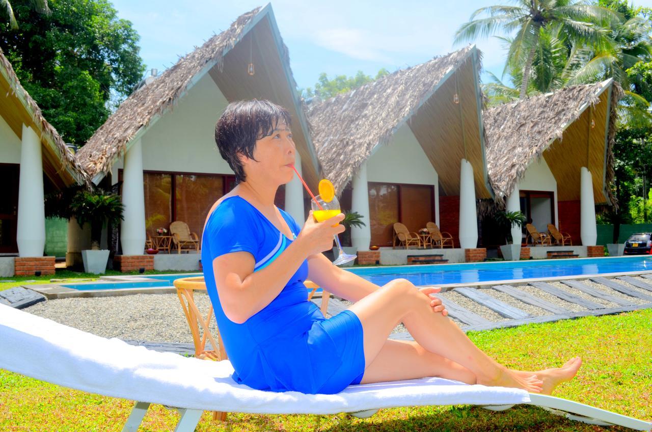 Airport Resort Katunayaka Exterior foto
