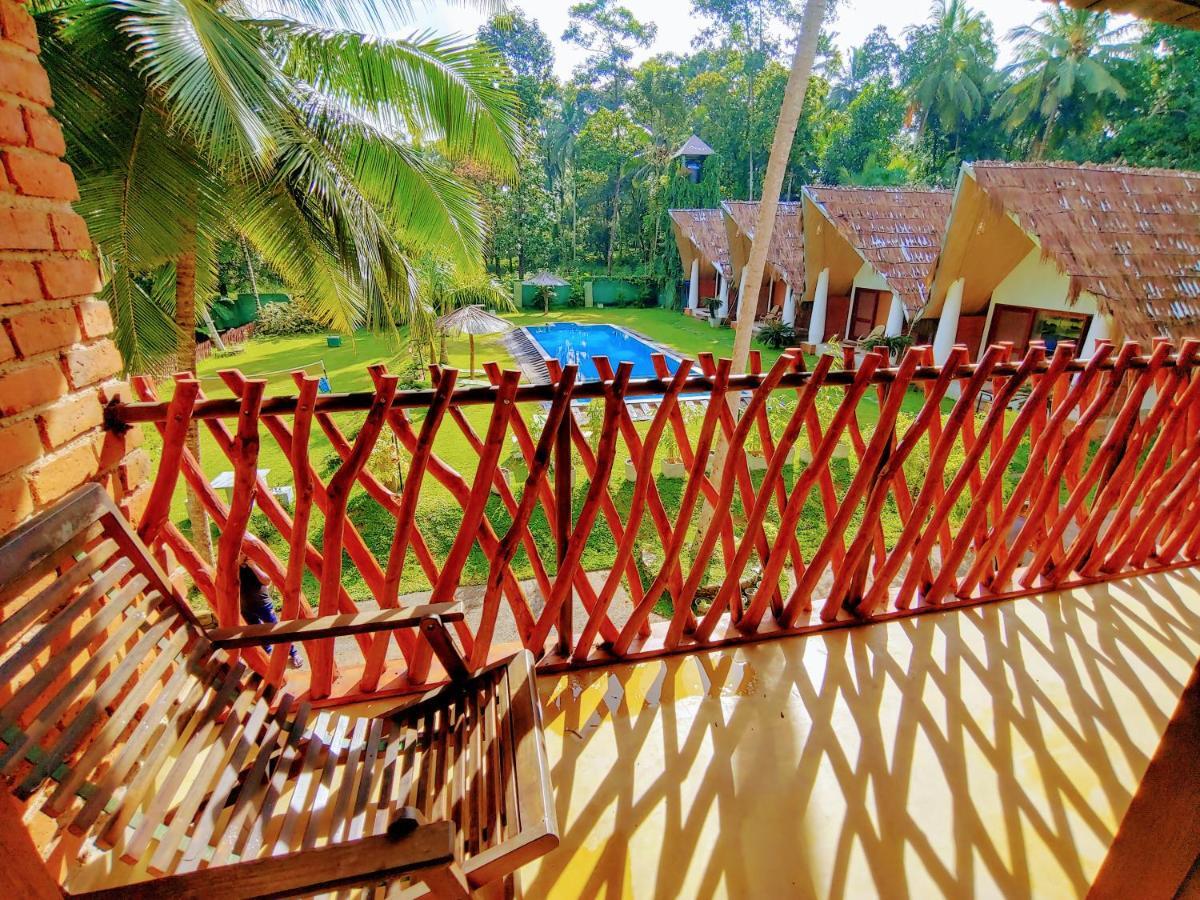 Airport Resort Katunayaka Exterior foto